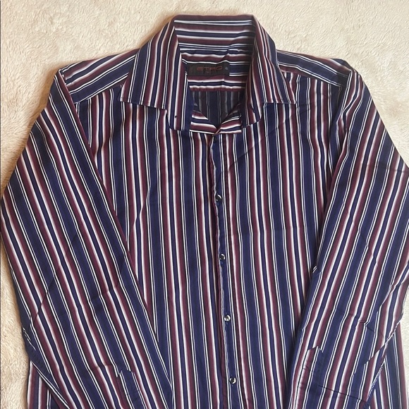 Etro sz 41 Classic Striped Button-Down Shirt in Blue Purple and Red - Picture 4 of 9